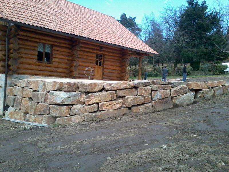 enrochement près de Saint-Priest-sous-Aixe
